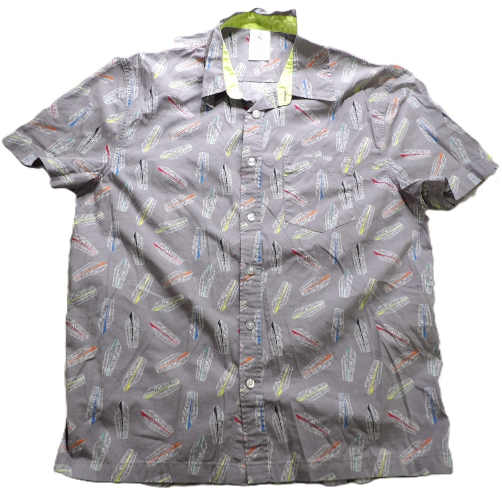 Disney Monorail All-Over Print Short Sleeve Button Down Shirt Gray Men M Resort